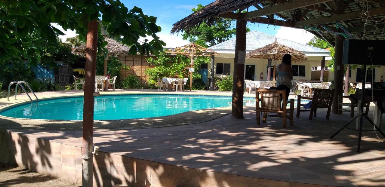 The Shark'S Tail Dive Center Daanbantayan Exterior foto