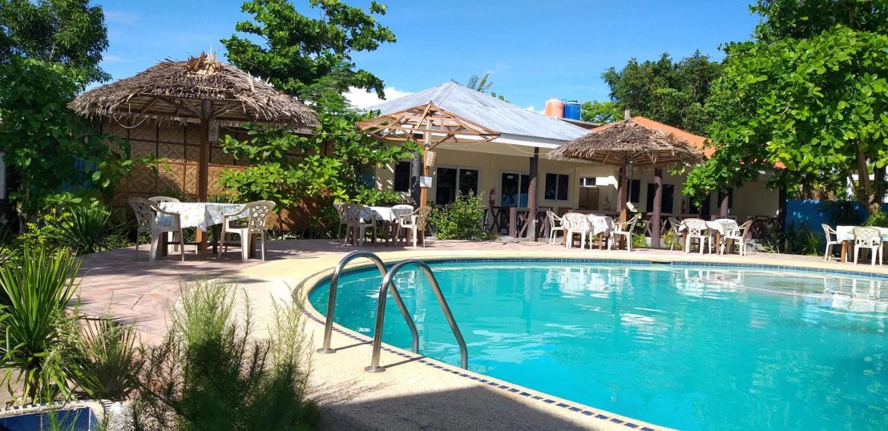The Shark'S Tail Dive Center Daanbantayan Exterior foto