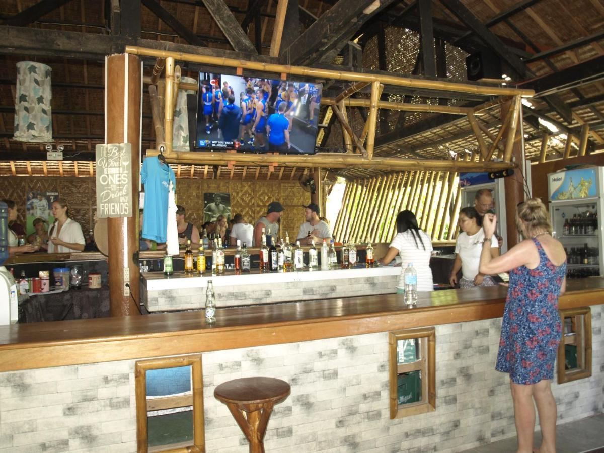 The Shark'S Tail Dive Center Daanbantayan Exterior foto